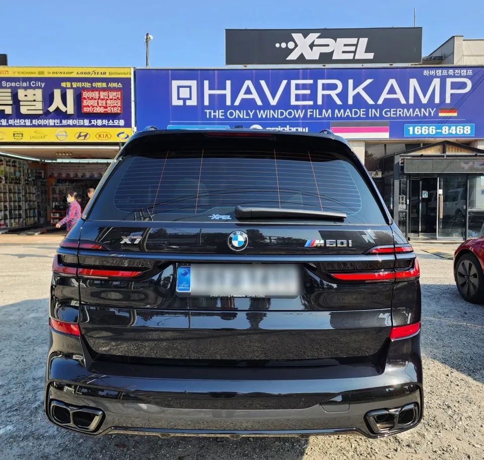 BMW X7のPPF施工事例|費用目安と仕上がり 施工写真 2-3