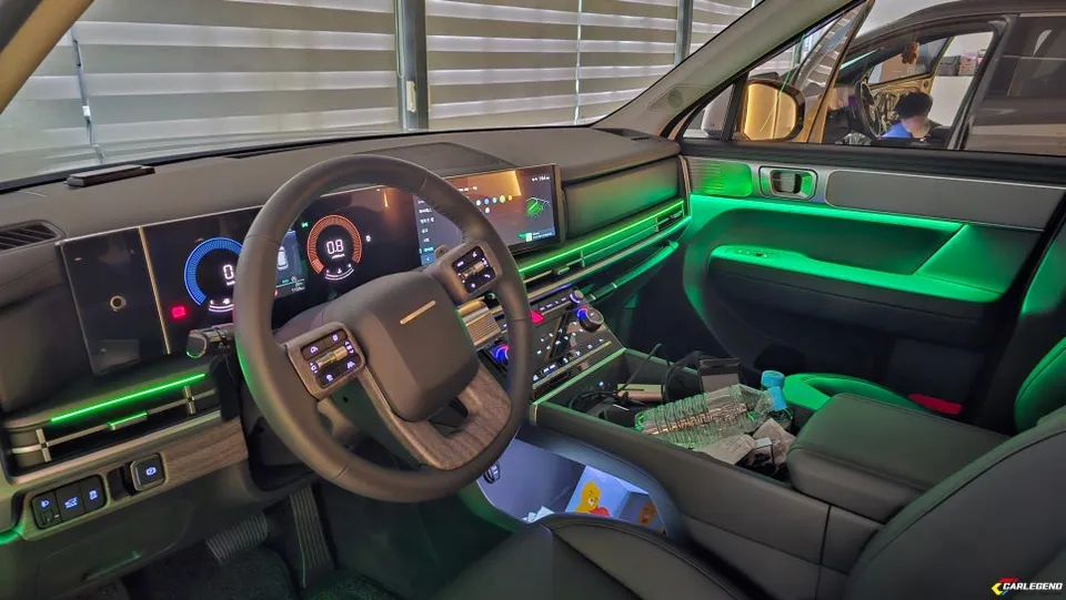Hyundai Santa Fe MX5 ambient lighting - Hyundai Santa Fe Ambient Lighting Review — Enhanced Interior Mood photo 3