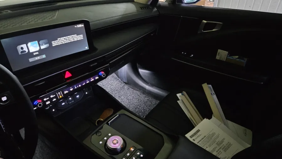 Kia K8 ambient lighting - Kia K8 Ambient Lighting Upgrade: Seamless Interior LED Mood photo 4