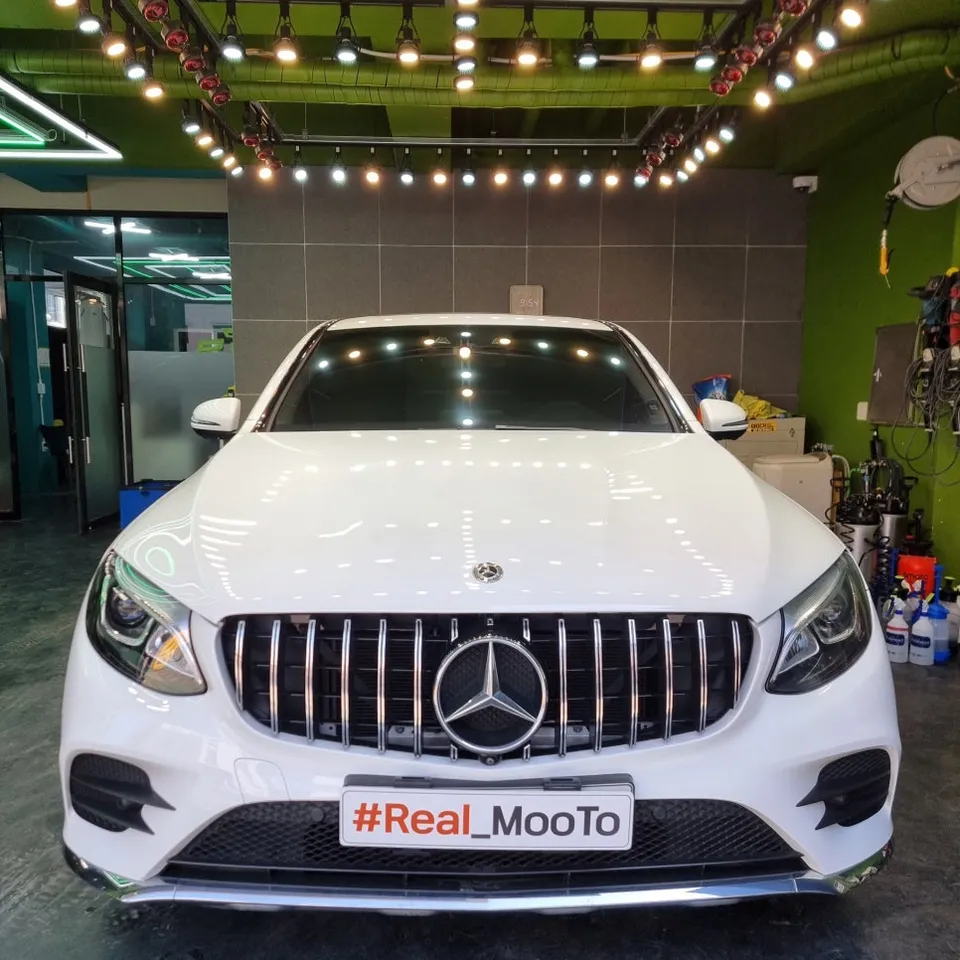 Mercedes-Benz GLC Coupeのガラスコーティング事例｜韓国での施工 写真