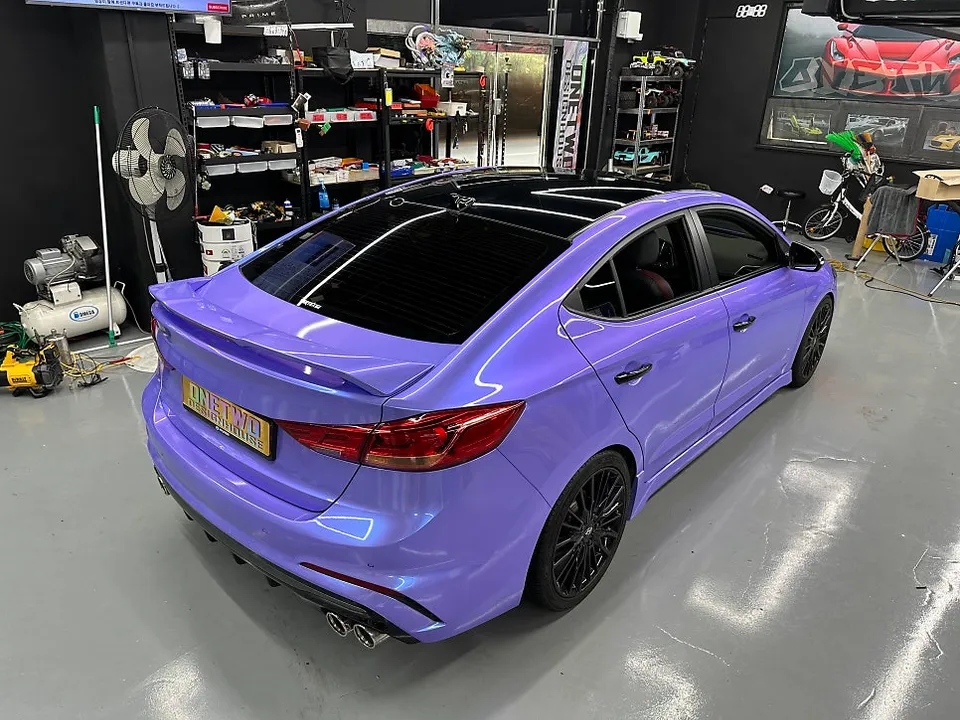 Hyundai Elantra Sportのカーラッピング事例｜費用目安・仕上がり 施工写真 3-1