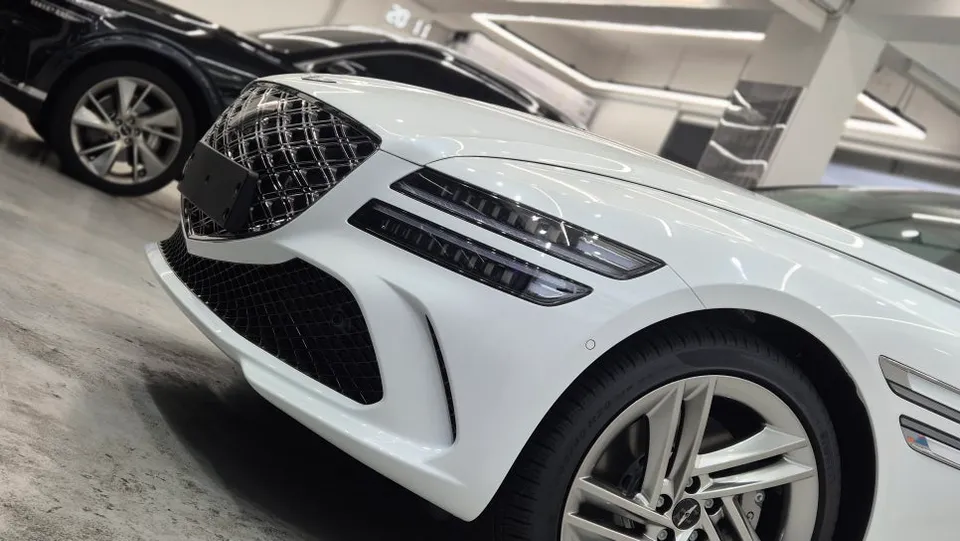 Genesis G80 PPF施工事例|費用目安と仕上がり 施工写真 2-2