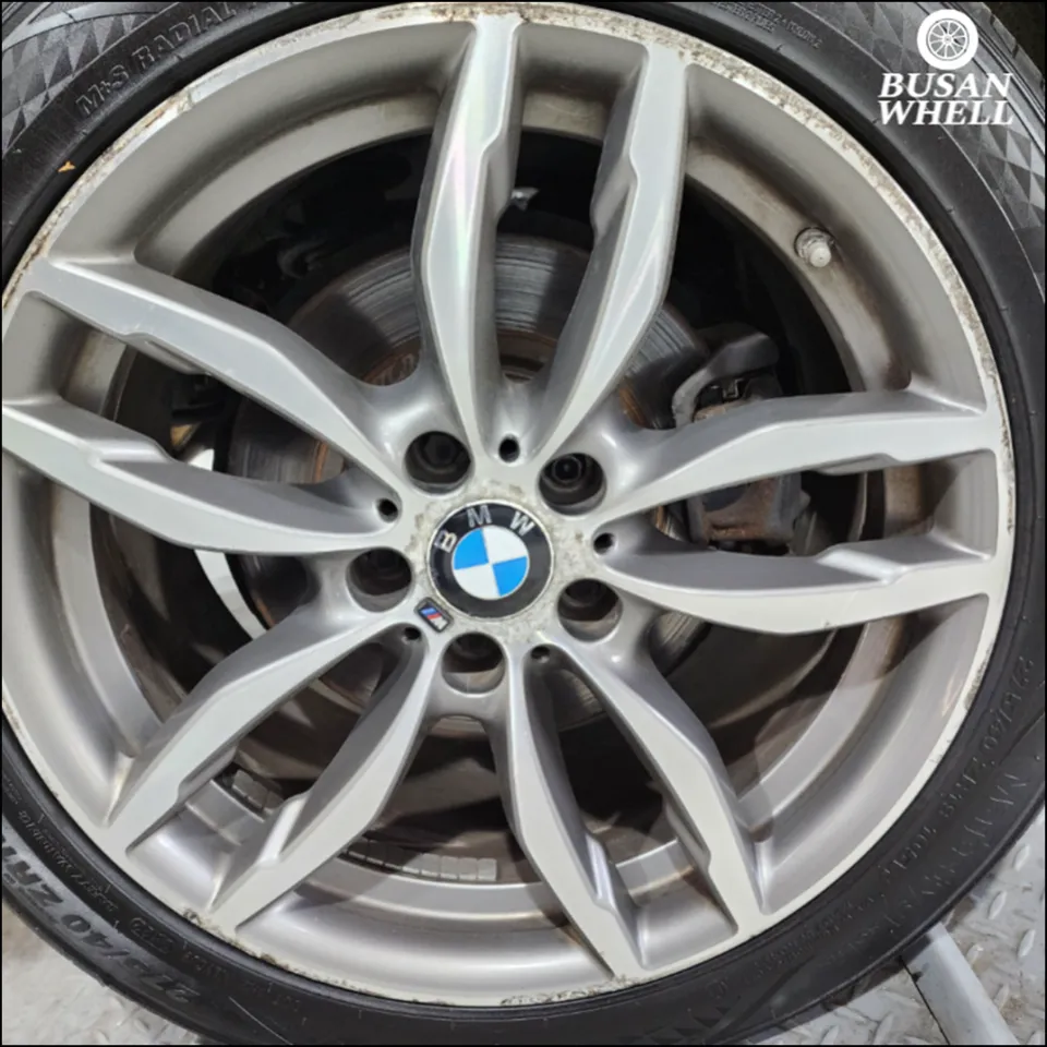 BMW X4 F wheel repair - BMW X4 F Wheel Repair & Refinishing Review — Glossy Black Finish photo 5