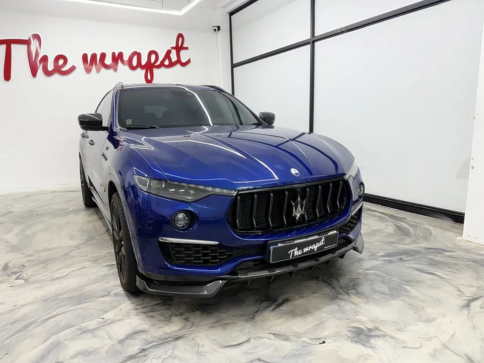 Maserati Levanteのカーラッピング事例|費用目安・仕上がり 施工写真 3-2