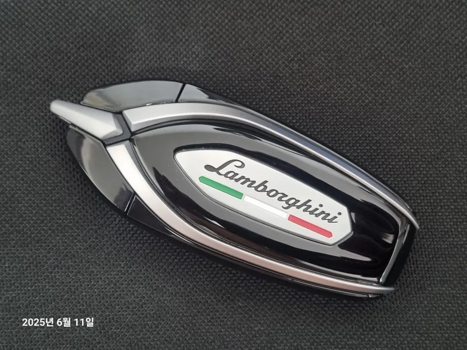 Lamborghini Urus oem options - Lamborghini Urus OEM Options Review — Smart Key Upgrade photo 4
