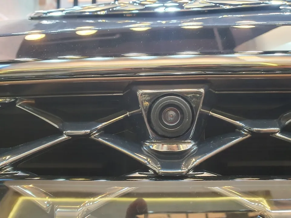 Genesis G80 DH surround view camera - Genesis G80 DH Surround View Camera Review: Enhanced Parking photo 5