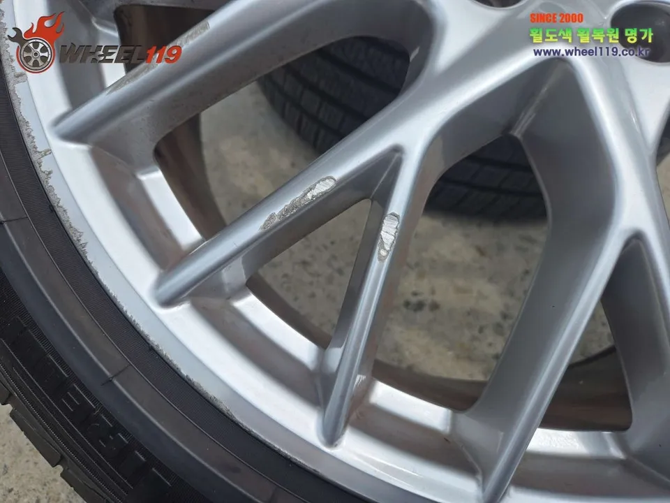 Porsche Panamera wheel repair - Porsche Panamera Wheel Repair Review — Flawless Silver Restoratio photo 4