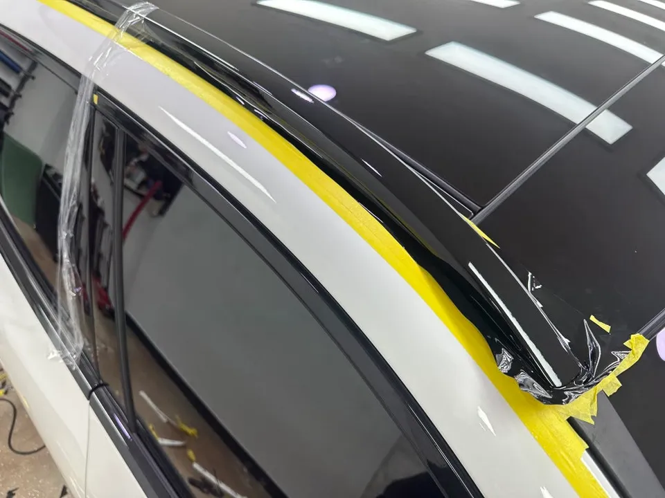 Mercedes-Benz GLCのカーラッピング事例|費用目安・仕上がり 施工写真 3-2