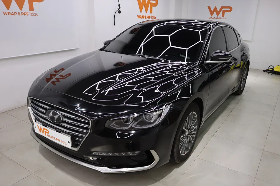 Hyundai Grandeur IGのカーラッピング事例 施工写真 3