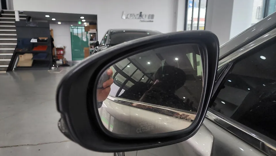 Lexus ESのAndroid Auto・CarPlay取付事例 施工写真 1-3