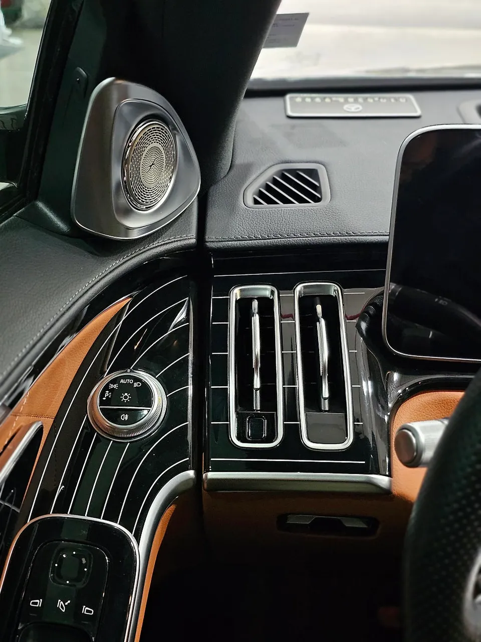 Mercedes-Benz S-Class W223 interior customization - Mercedes-Benz S-Class W223 Interior Customization Review photo 5