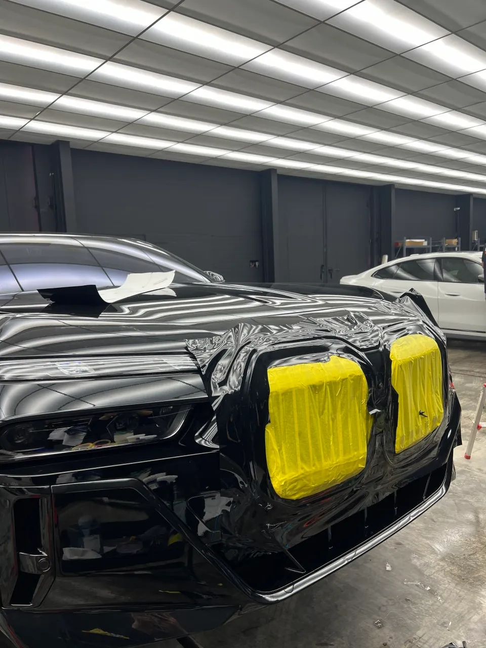 BMW 7 SeriesのPPF施工事例｜費用目安・仕上がり 施工写真 3-1