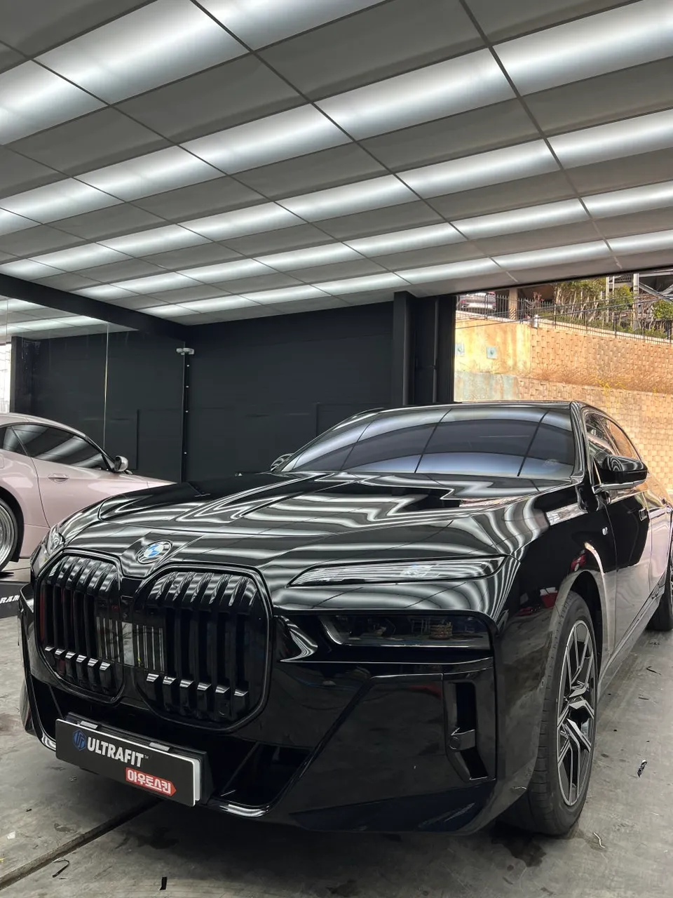 BMW 7 SeriesのPPF施工事例｜費用目安・仕上がり 施工写真 4-1