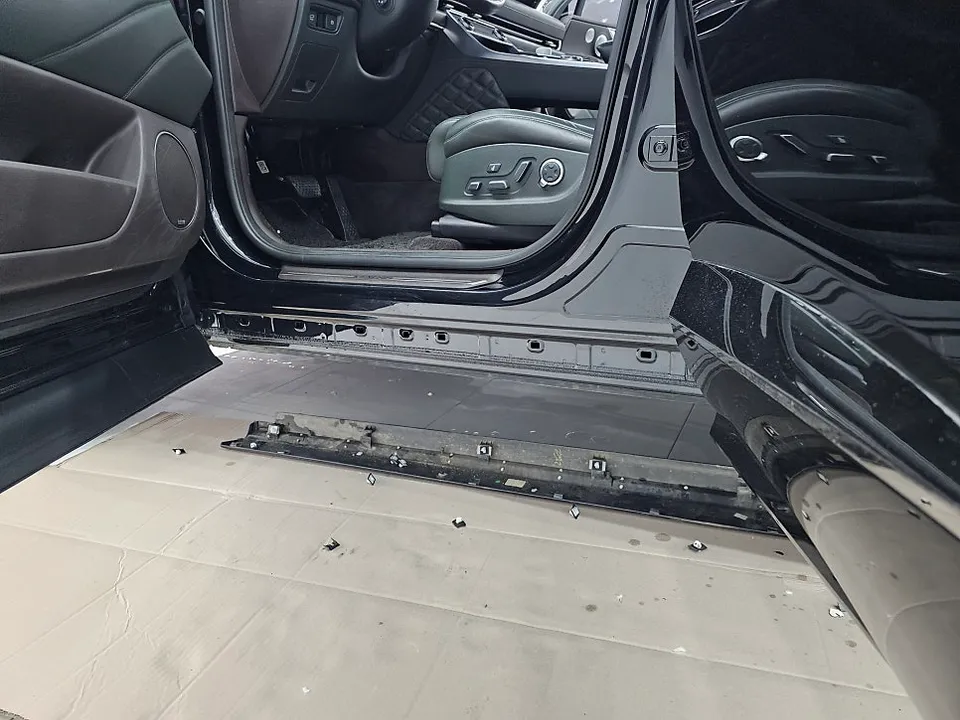 Genesis GV80 body kit - Genesis GV80 Body Kit Installation Review photo 4