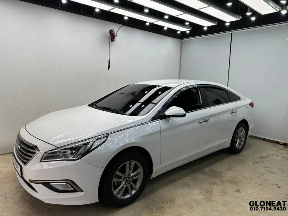 Hyundai Sonata LF window tinting installation result