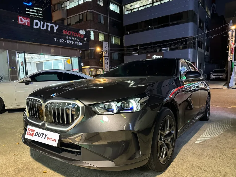 BMW 530i Wheel Repair Review: Perfect Curb Rash Fix