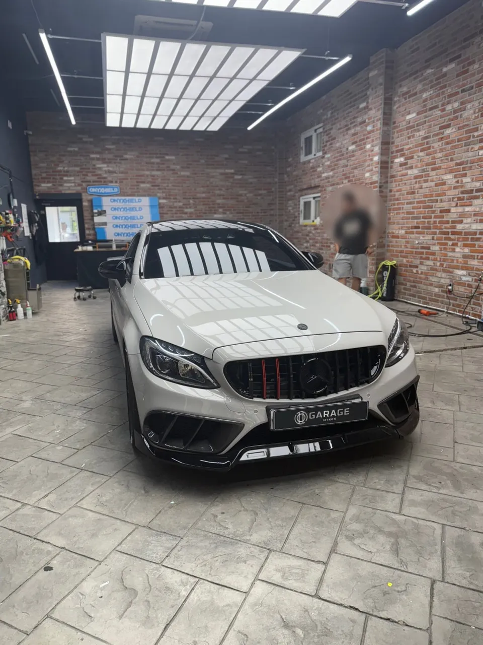 101 Garage photo 5
