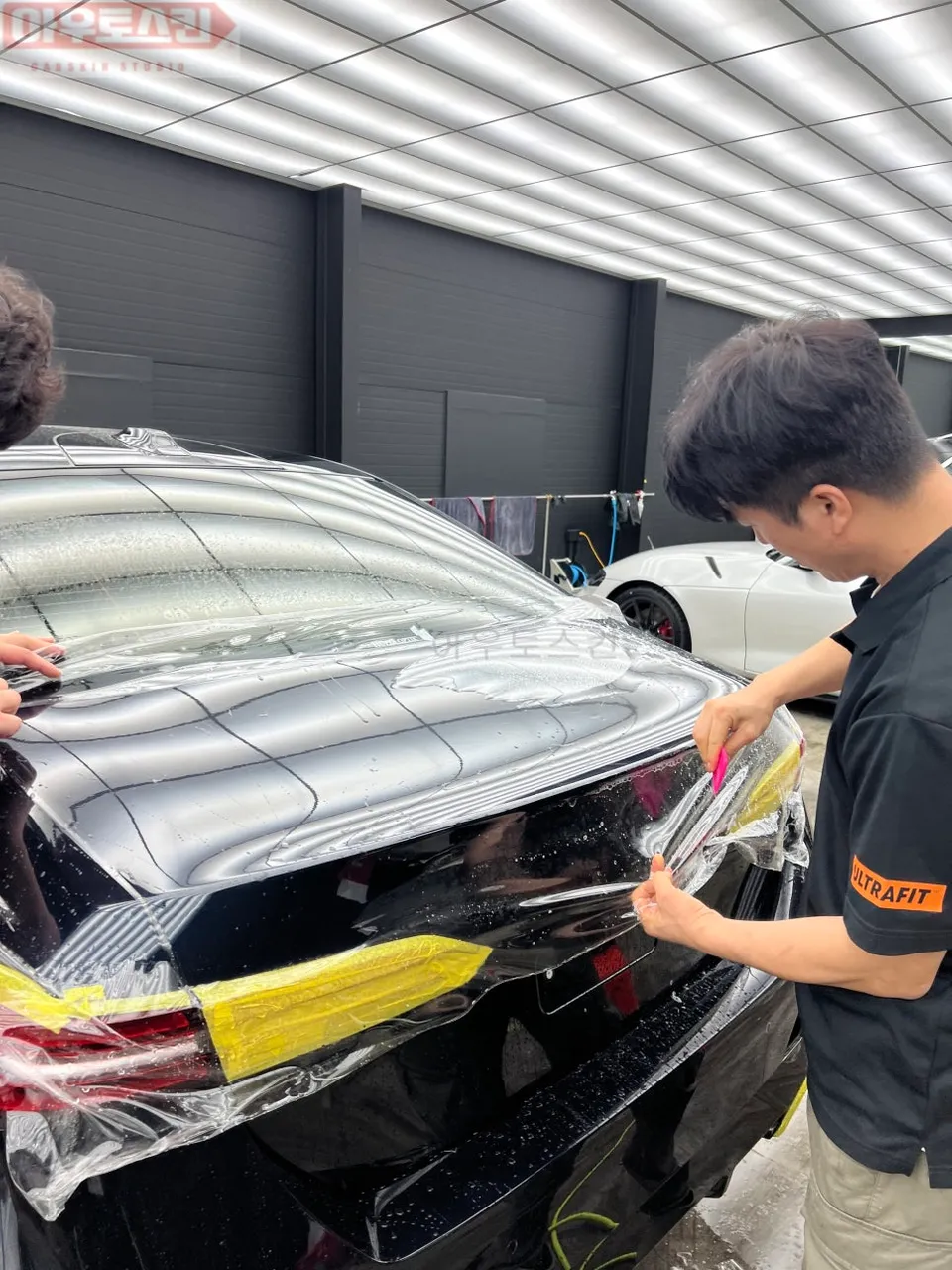 BMW 5 Series G30 PPF施工事例｜費用目安と仕上がり 施工写真 1-3