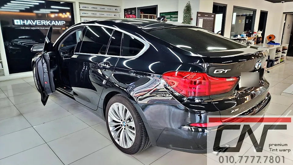 BMW 5 Seriesのカーフィルム施工事例｜費用目安・仕上がり 施工写真 3-1