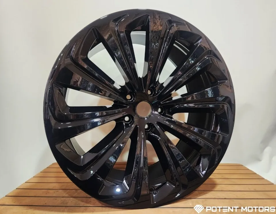 Bentley Bentaygaのホイールリペア・塗装事例 施工写真 2-1