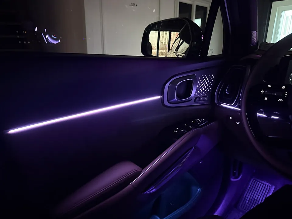 Kia Sorento MQ4 ambient lighting - Kia Sorento MQ4 Ambient Lighting Upgrade Review photo 4