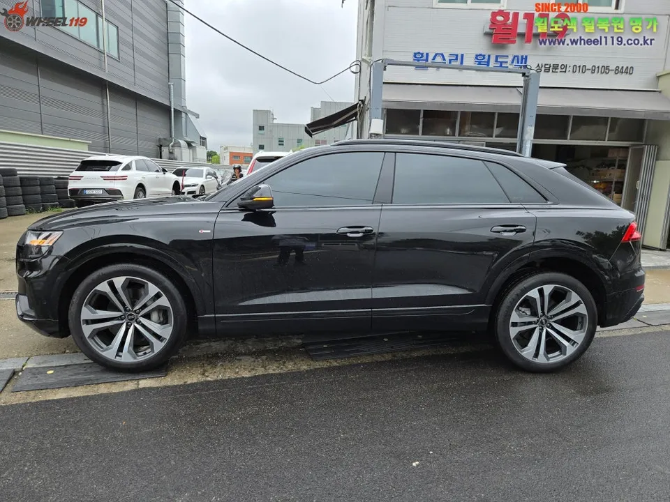 Audi Q8のホイールリペア・塗装事例 写真