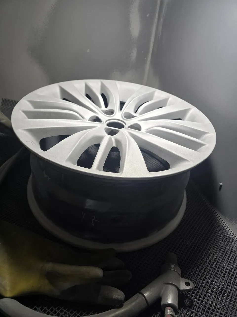 Genesis G80 Wheel Repair & Painting Review: Cost & Results photo 11