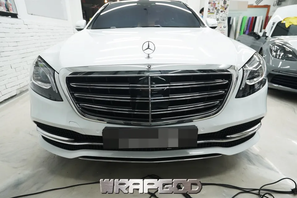Mercedes-Benz S-Classのカーラッピング事例｜費用目安・仕上がり 施工写真 3-1