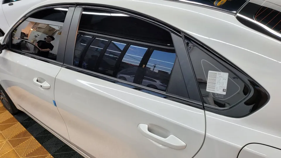 Hyundai Elantraのガラスコーティング事例|費用目安・仕上がり 施工写真 3-3