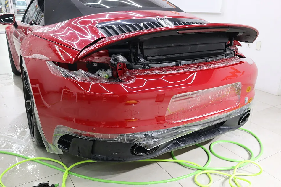 ポルシェ911のPPF施工事例：韓国での実例と費用目安 施工写真 2-2