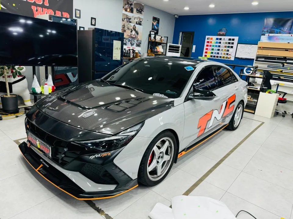 Hyundai Elantra Nのカーラッピング事例|費用目安・仕上がり 施工写真 2-3