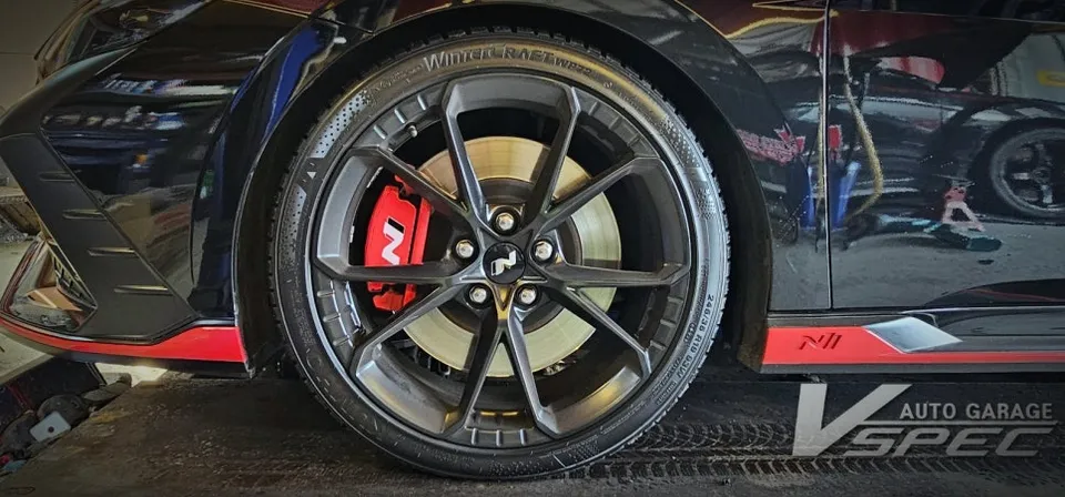 Hyundai Elantra N  - Hyundai Elantra N Performance Upgrade Review — Enhanced Braking photo 5