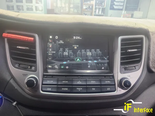 HyundaiのAndroid Auto・CarPlay取付事例 施工写真 2-1