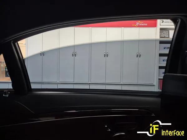Mercedes-Benz S-Class W222のカーフィルム施工事例 施工写真 2