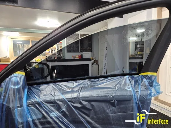 Mercedes-Benz S-Class W222のカーフィルム施工事例 施工写真 5