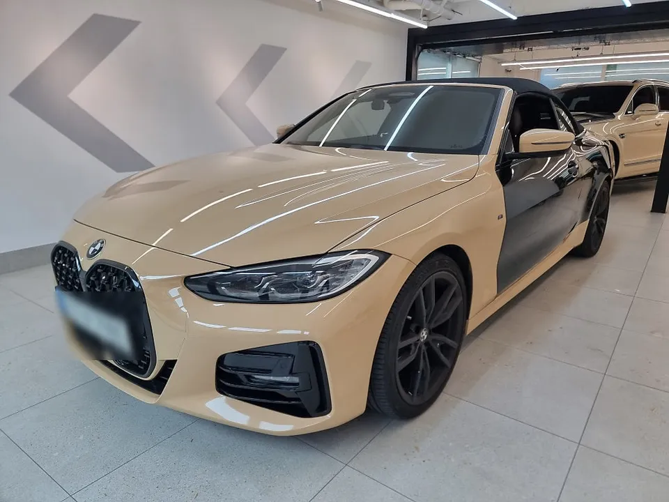 BMW 4 Seriesのカーラッピング事例|バトルグリーン 施工写真 1-2