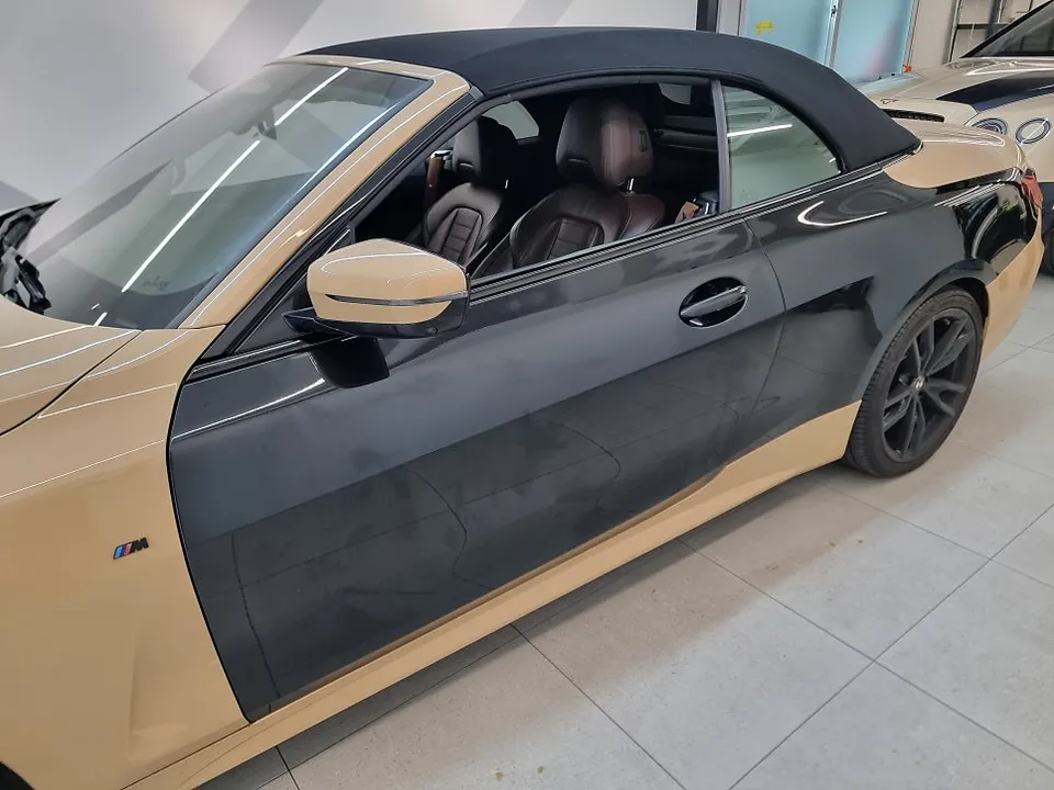 BMW 4 Seriesのカーラッピング事例|バトルグリーン 施工写真 2-2
