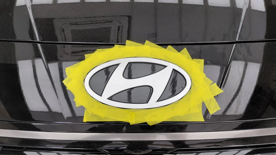 Hyundai Elantra CN7のカーラッピング事例｜費用目安・仕上がり 施工写真 3-1