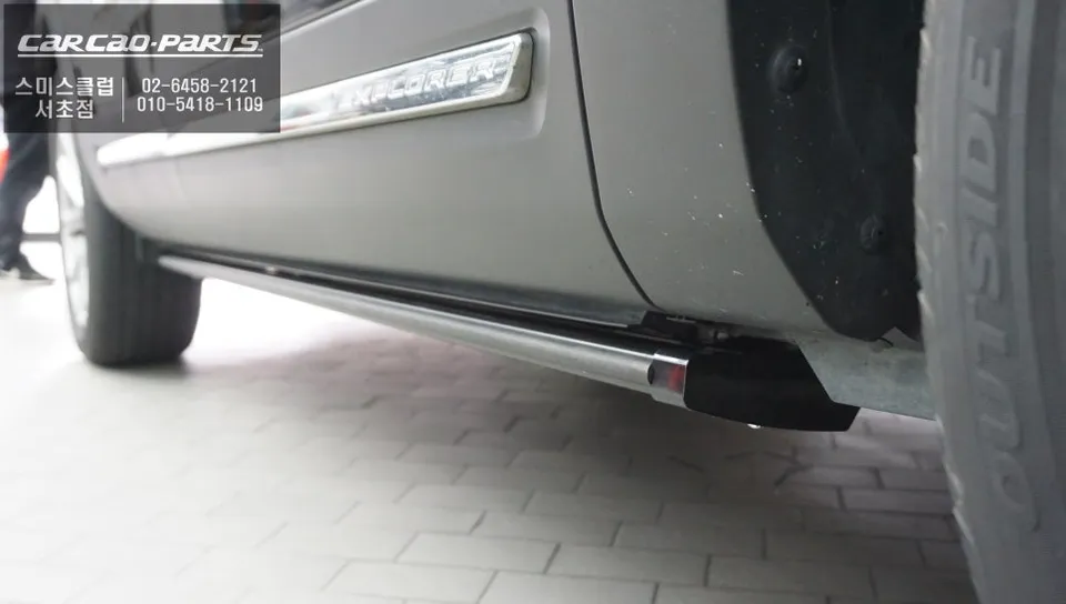 Ford Explorer body kit - Ford Explorer Power Running Boards Review - Enhanced Access photo 3