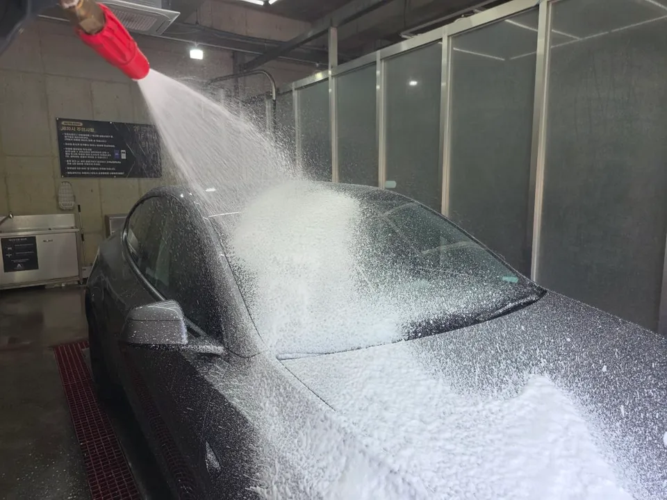 Tesla Model Y PPF施工事例｜費用目安と仕上がり 施工写真 2-2