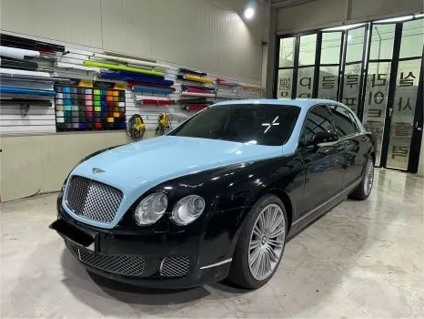 Bentley Flying Spur vinyl wrap - Bentley Flying Spur Vinyl Wrap Installation Review — Cost photo 4