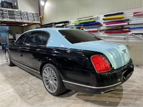 Bentley Flying Spurのカーラッピング事例 施工写真 2-2