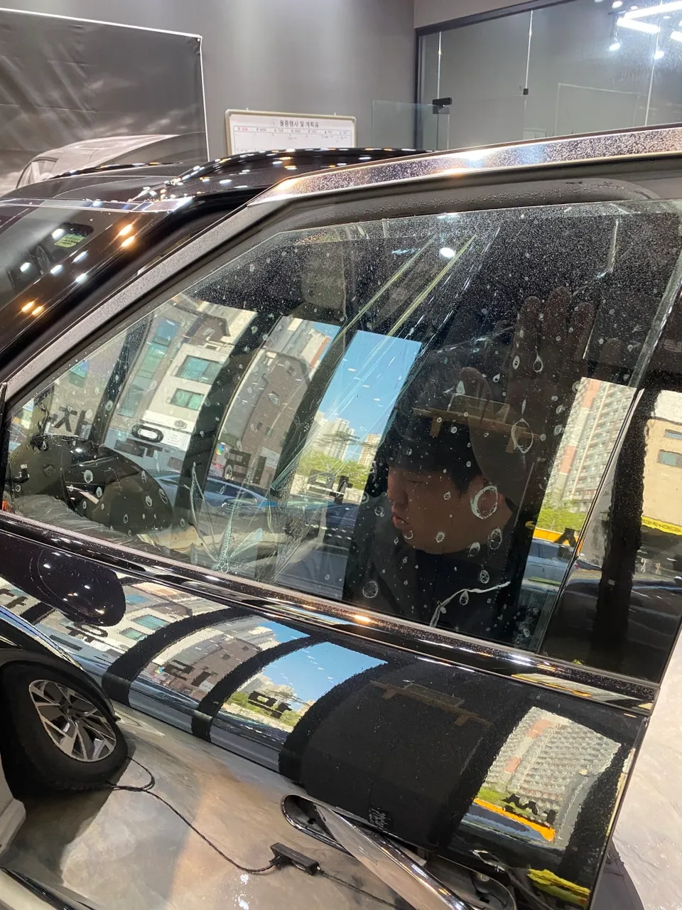 Genesis GV60のガラスコーティング事例｜費用目安・仕上がり 施工写真 3-3