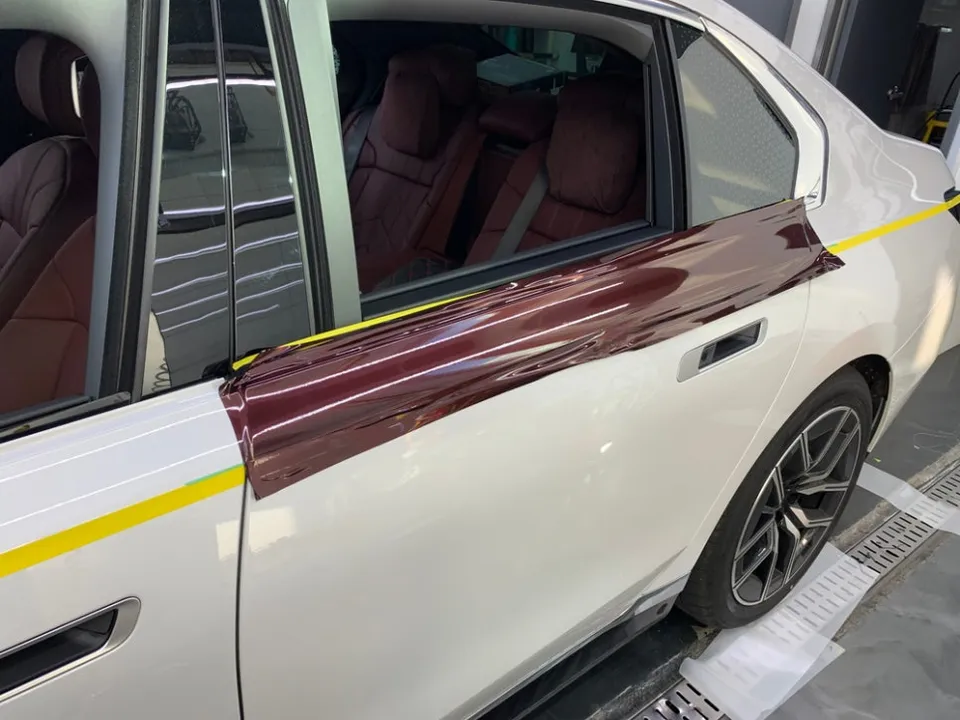 BMW 7 Seriesのガラスコーティング事例|韓国での施工例 施工写真 3-1