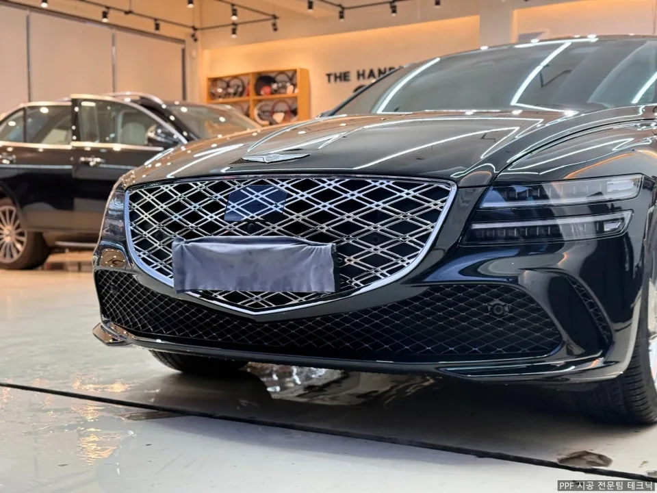 Genesis G80 PPF施工事例：費用目安と仕上がり 施工写真 2-2