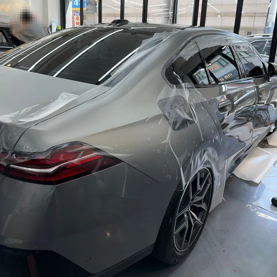 BMW 5 Series PPF施工事例｜費用目安・仕上がり 施工写真 1-2