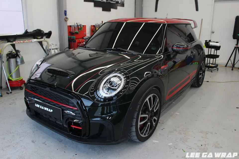 MINI MINI Cooperのカーラッピング事例|費用目安・仕上がり 施工写真 3-3