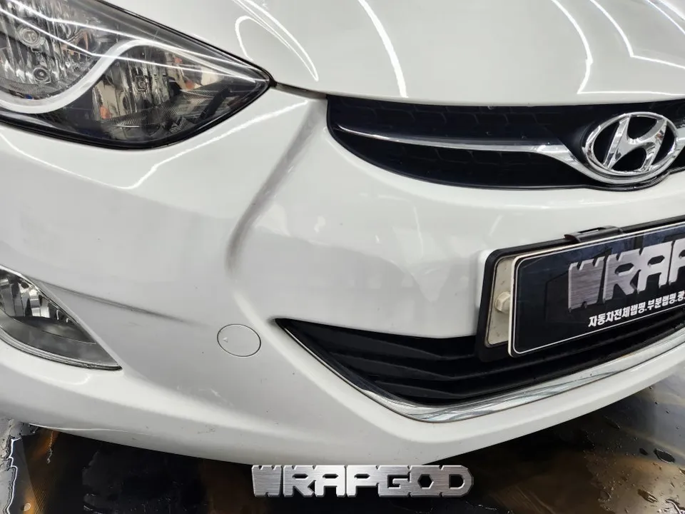 Hyundai Elantra MDのカーラッピング事例｜費用目安・仕上がり 施工写真 2-2