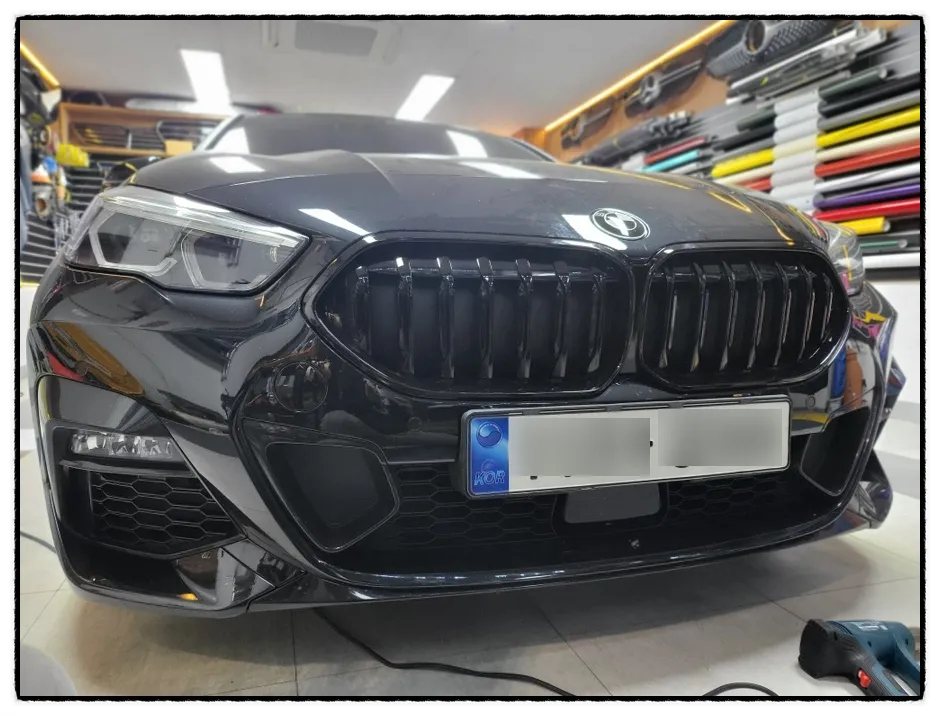 BMW 2 Seriesのカーラッピング事例|費用目安・仕上がり 施工写真 2-2