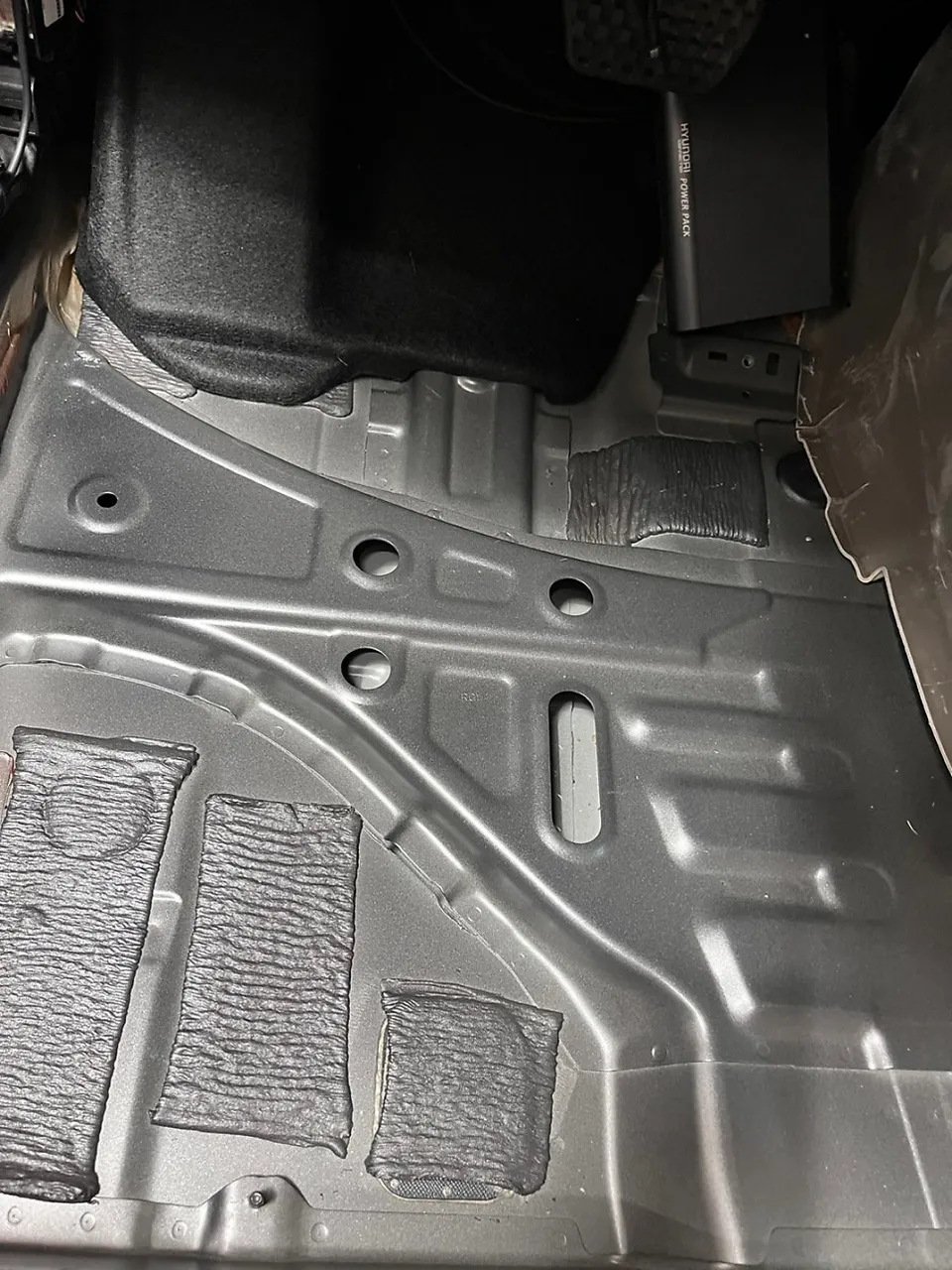 Genesis G80 RG3 soundproofing - Genesis G80 RG3 Undercoating Review — Enhanced Comfort photo 3